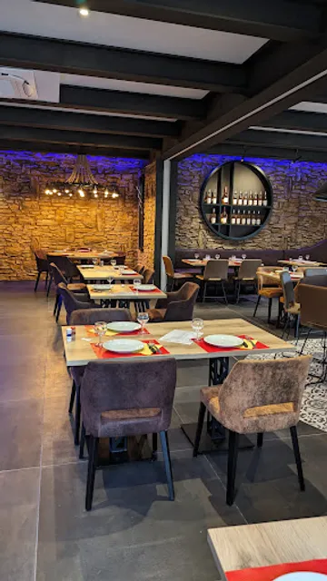 Le Castell - Brochettes & Fondues