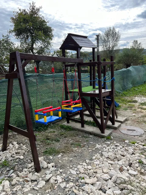 Casa Lupilor Transfagarasan