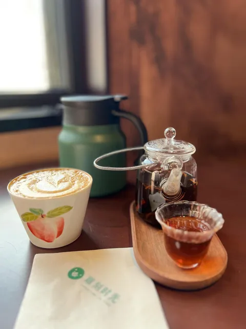 Sculpting in Time Cafe (Tengxun Br)