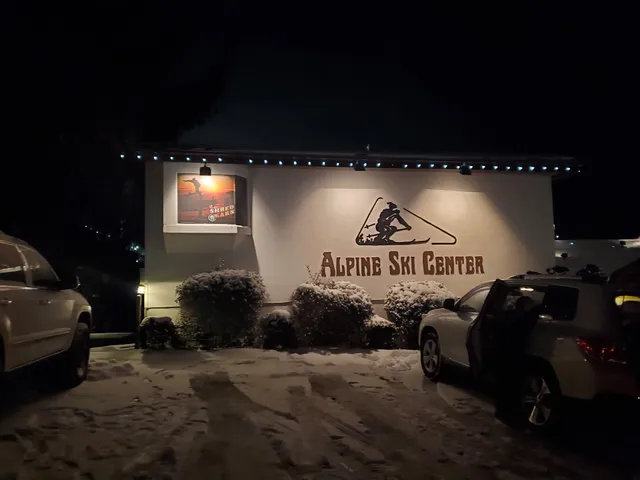 Alpine Ski Center