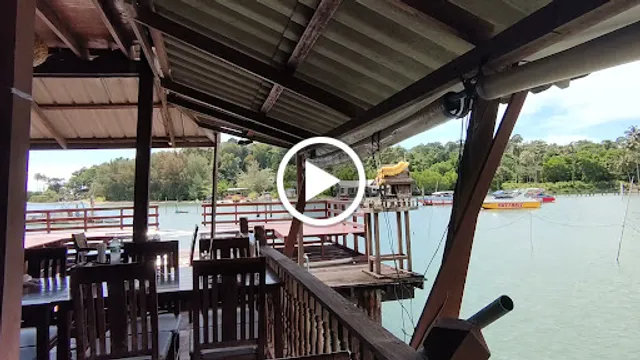 เรือนไทยซีฟู้ด