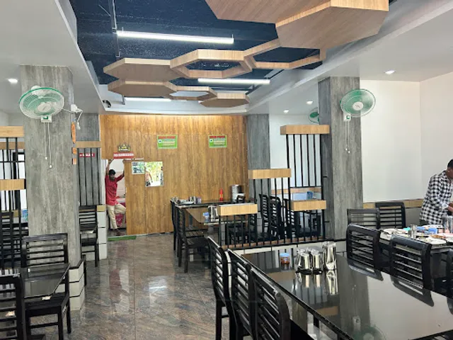 Aryas Purohit Pure Veg Restaurant