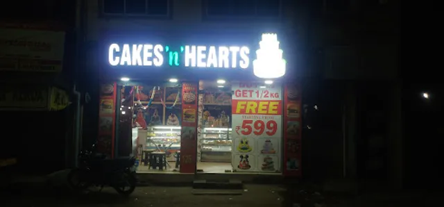 CAKES 'n' HEARTS