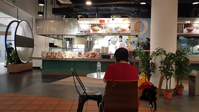 Mr. Shawerma - Gurney Paragon