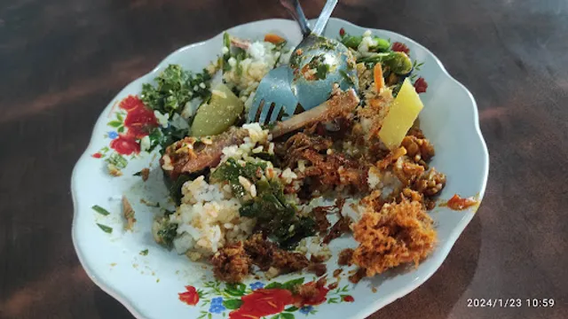 Rumah Makan " Nurhayati "