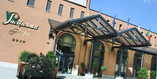 Pacific Hotel Fortino