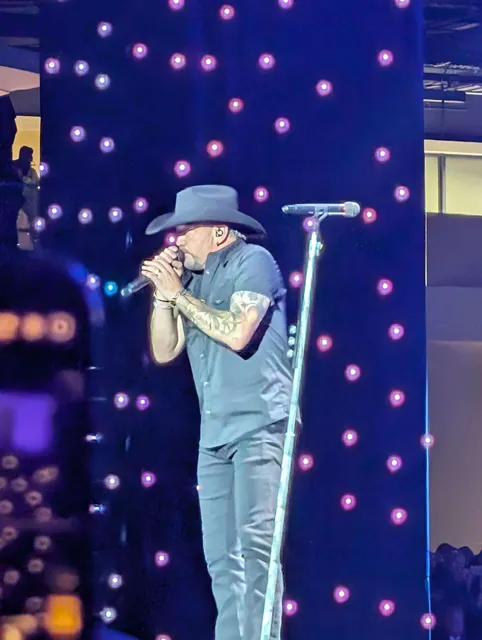 Above & Beyond Tuxedos & Services