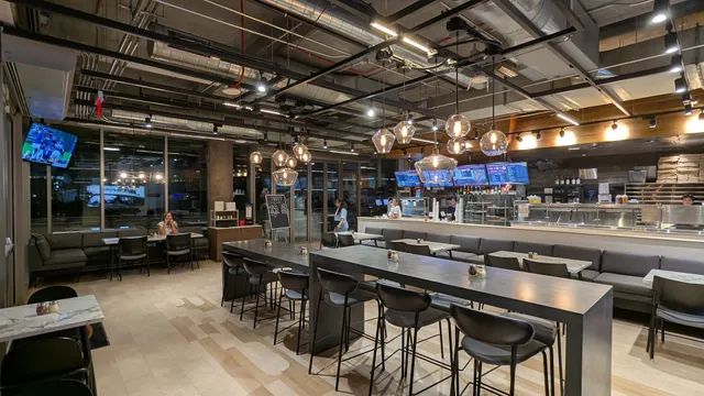 Venezia's New York Style Pizza Presto