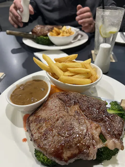 Charlies Hotel Gympie