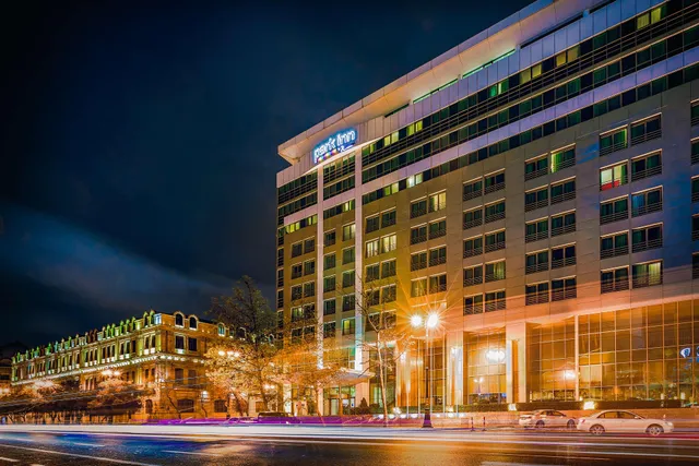 Radisson Hotel Baku