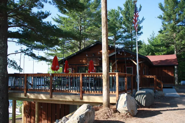 Devil's Lake Resort