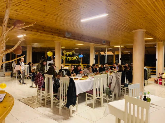 Agroturizëm Hylli i Dritës