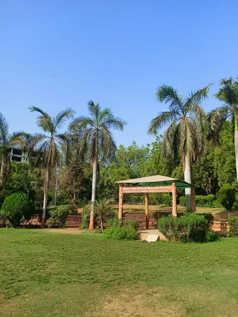 Prahladnagar Garden