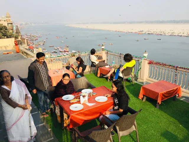 Ganga View Cafe & Restaurant