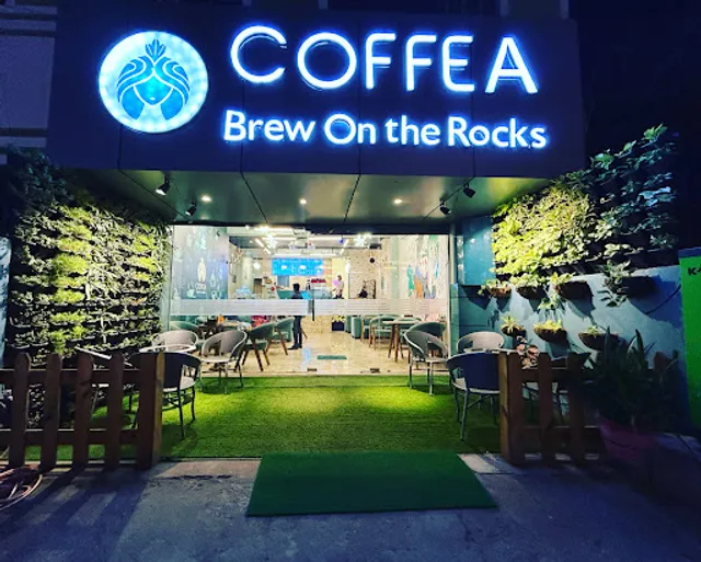 Coffea cafe - Coffee Cafe Near me in Bareilly| Best Coffee Bar in Bareilly