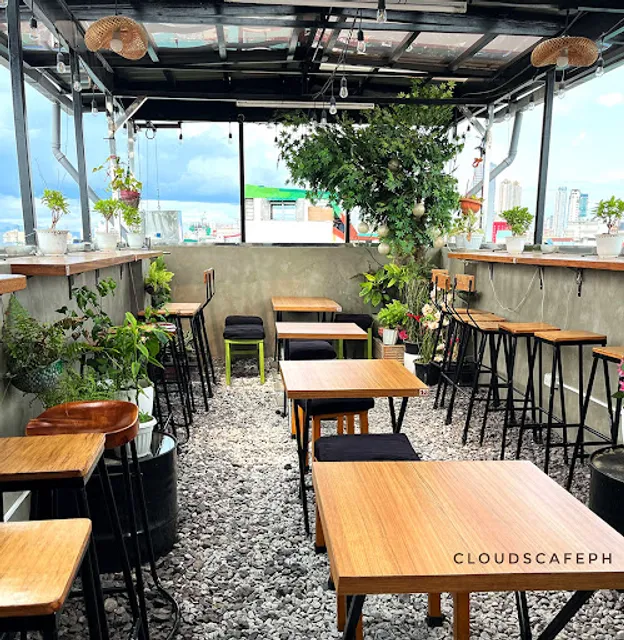 Cloudscafe Coffee Shop