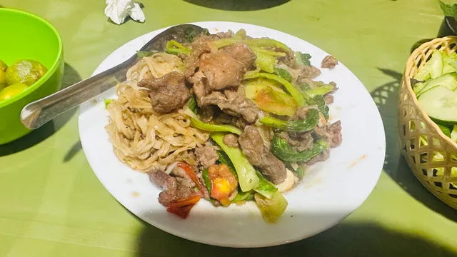 Phở Xào (39 Hàng Đậu)