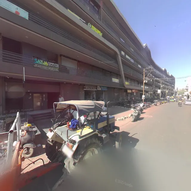 Super OYO Flagship Hotel King's Land