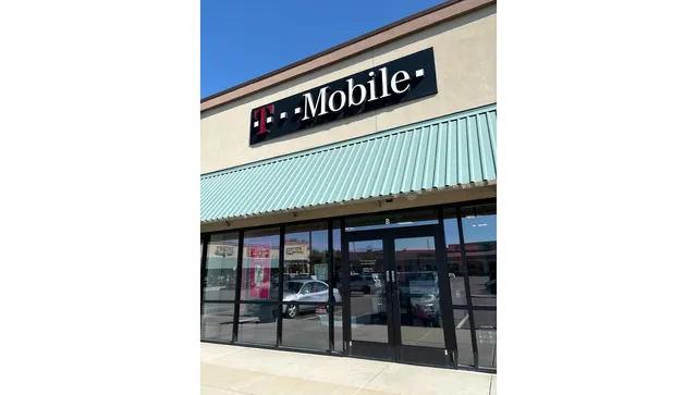 T-Mobile Authorized Retailer