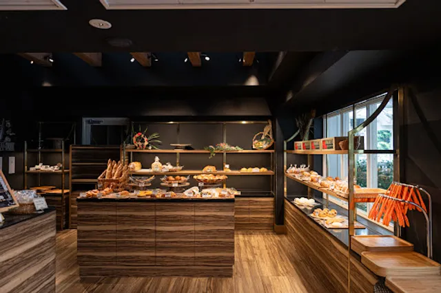 ベーカリー＆カフェ 南西の風