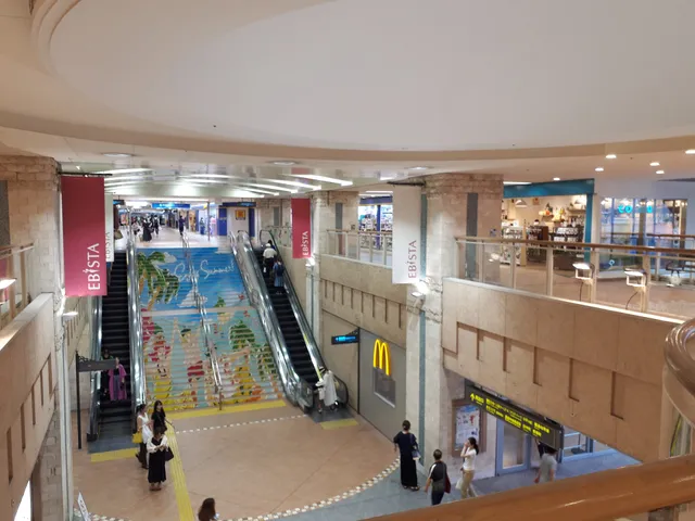 Monrowaruhanshinhyakkatennishinomiyaten