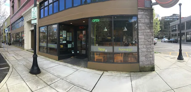 Nebbiolo Restaurant & Wine Bar