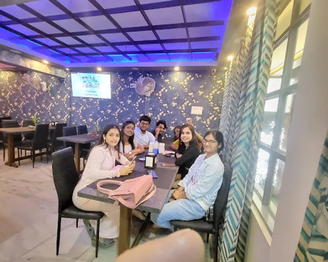 Spring Onion Multicuisine Restaurant - Family Restaurant ,Cafe Cum Restaurant Balia,Fartabad,Kamalgazi,Patuli