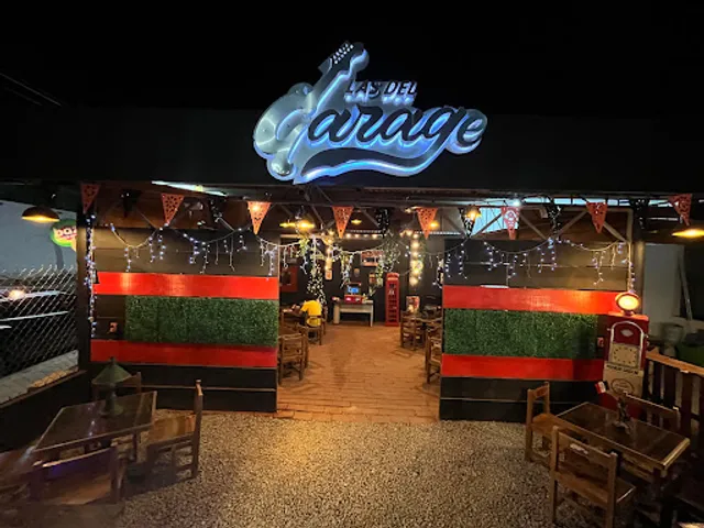 Las Del Garage