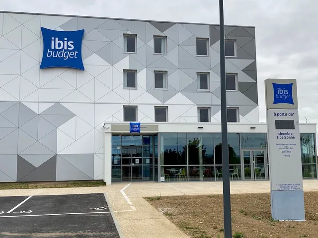 ibis budget Beauvais Aeroport