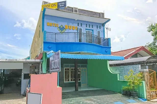 SPOT ON 2871 Hotel Budi