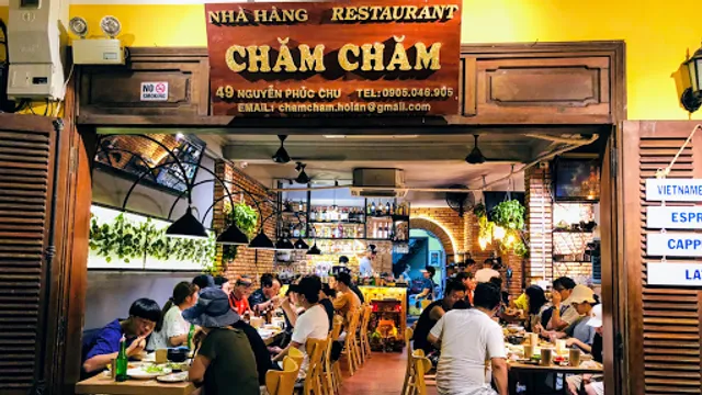 Chăm Chăm Restaurant