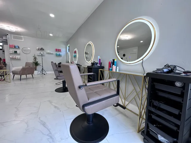 OPIUM Hair & Beauty Club