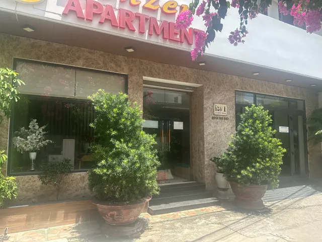 Bonzer Apartment Hotel