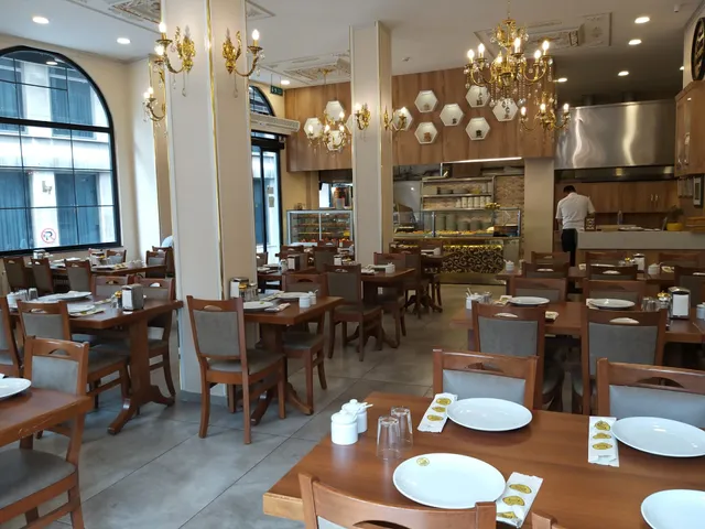 Tarihi Kadıköy Saray Lokantası