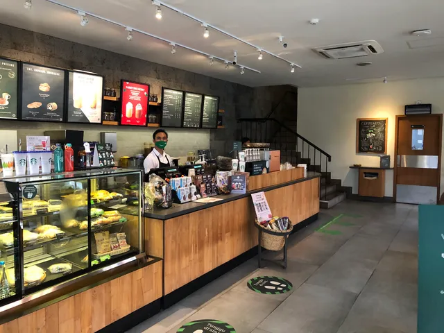 Starbucks Canggu Square
