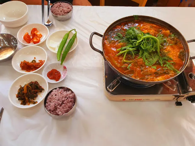 자연산어부횟집