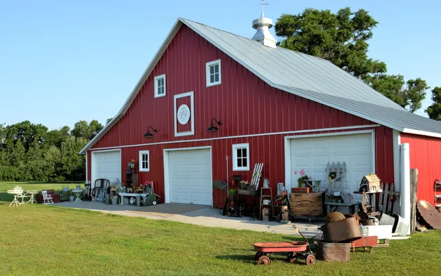 Red Barn Studio