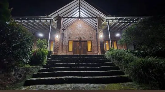 Villa Deyosya by Surganya Villa