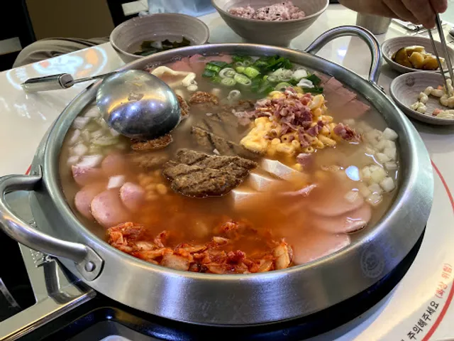 킹콩부대찌개 마곡점