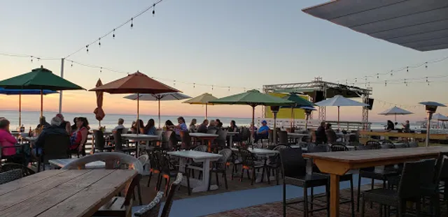 LongBoard Bar and Grill