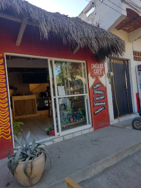 imiari cafe