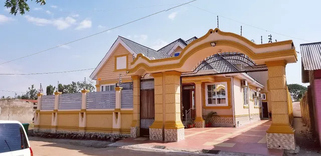 CASTER EXECUTIVE LODGE