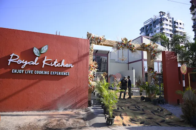 Royal Kitchen - Restaurant & Banquet