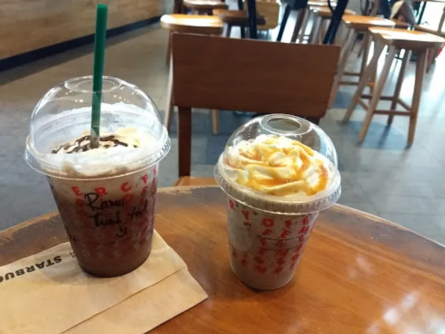 Starbucks - Pesona Square