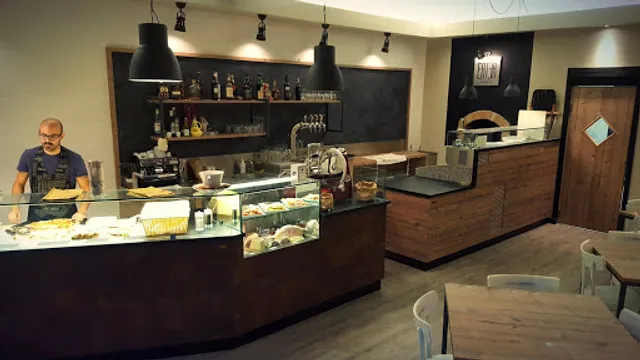 EATER - Simplygood - Pizzeria Napoletana - Odysseum