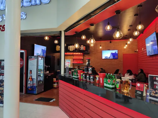 Gallo Cervecero Sportsbar | Neza