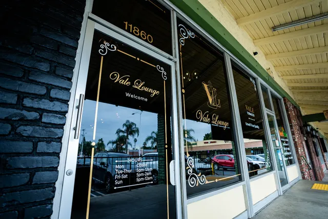 Vale Lounge