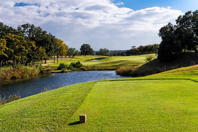 Escondido Golf & Lake Club
