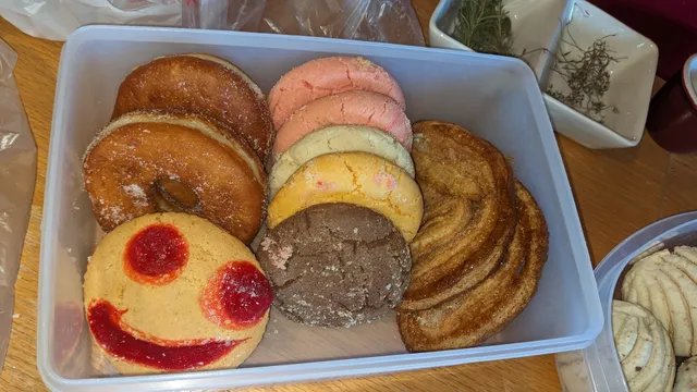 Sugary Sunshine Bakery