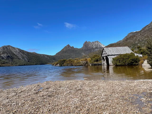 Dove Lake Boatshed